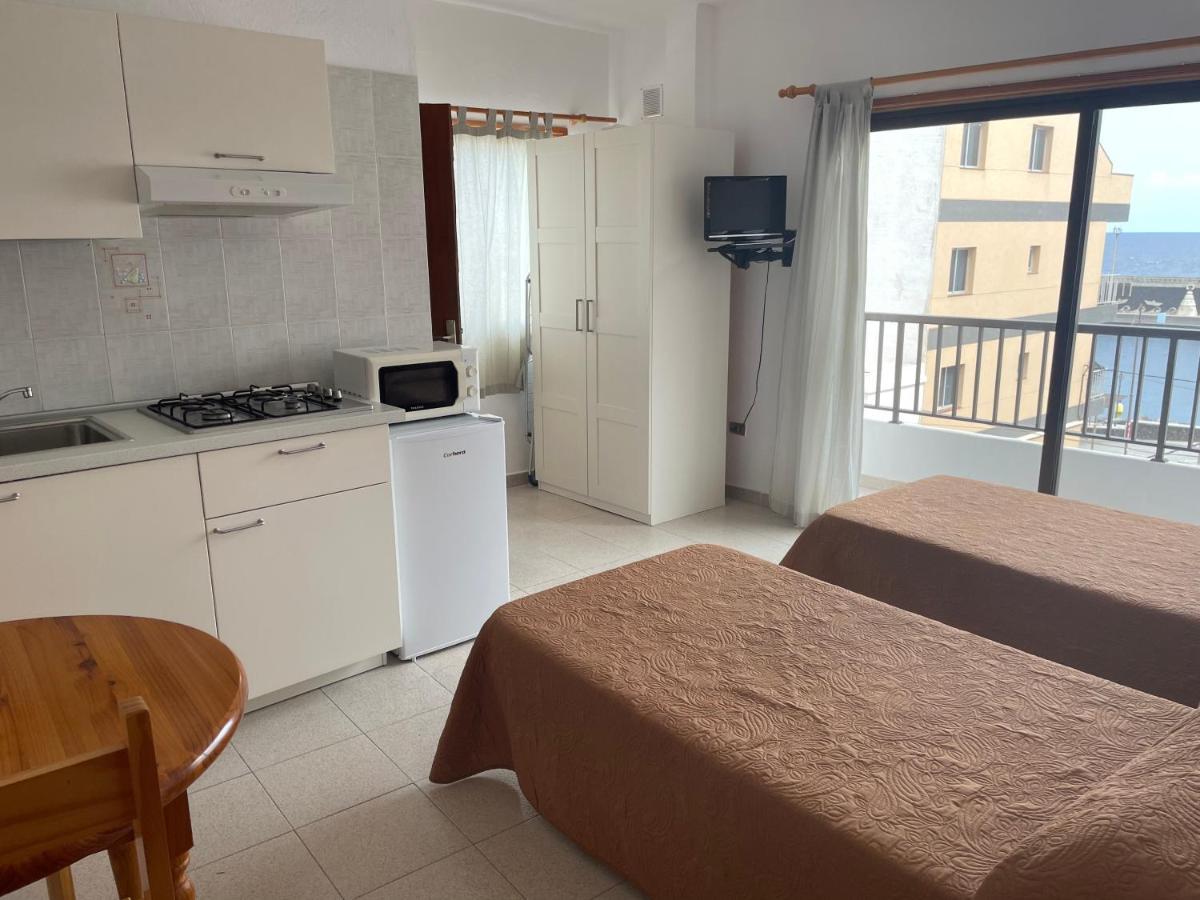 Apartamentos Tanajara La Restinga Bagian luar foto